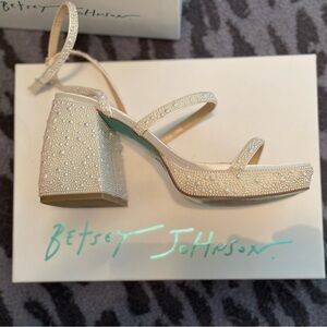 Betsy Johnson Denni Healed Sandal